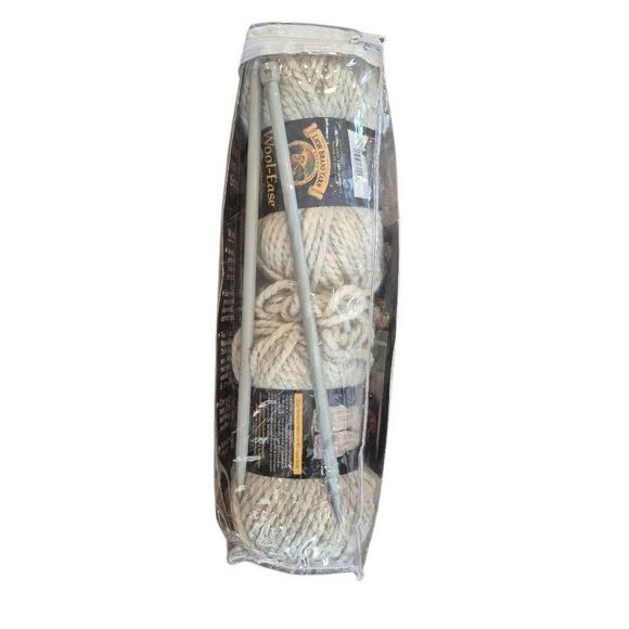 Lion Knit Learn to Knit Kit - Picture 4 of 4